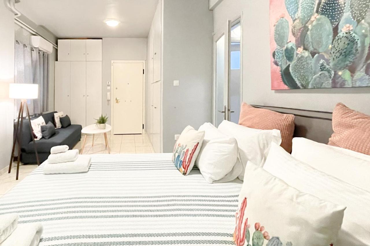 אתונה Cute 1Br Apt With Balcony In The Heart Of The City מראה חיצוני תמונה