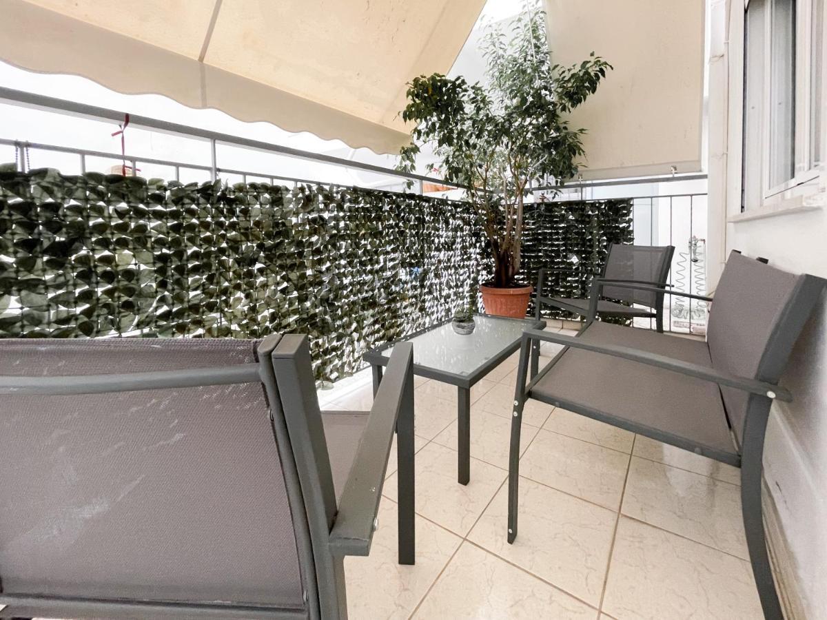 אתונה Cute 1Br Apt With Balcony In The Heart Of The City מראה חיצוני תמונה